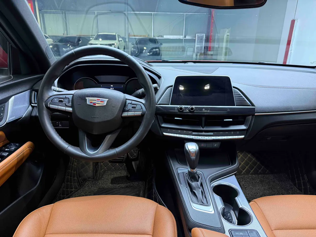 Cadillac CT4