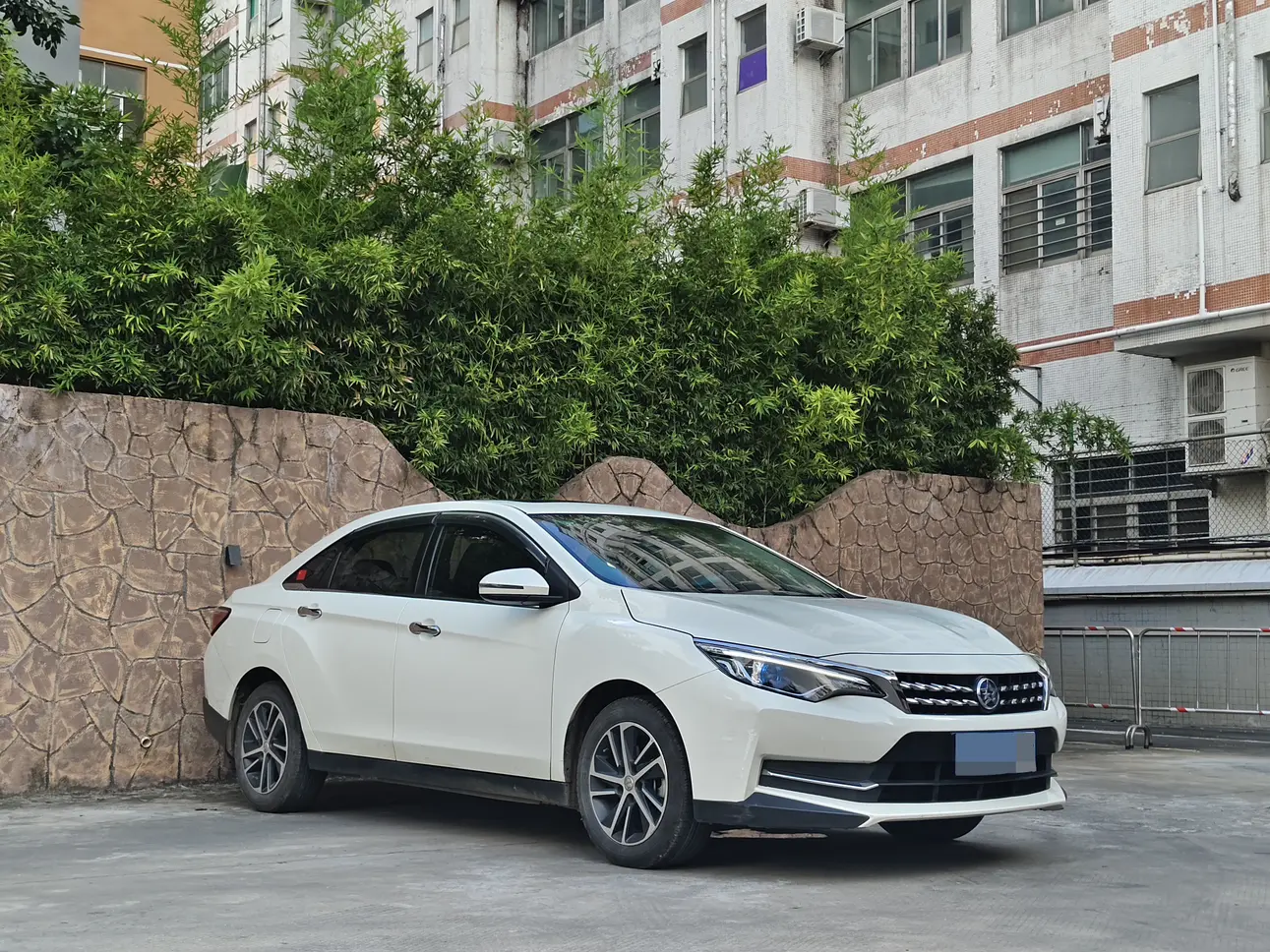 Kai Chen Venucia D60