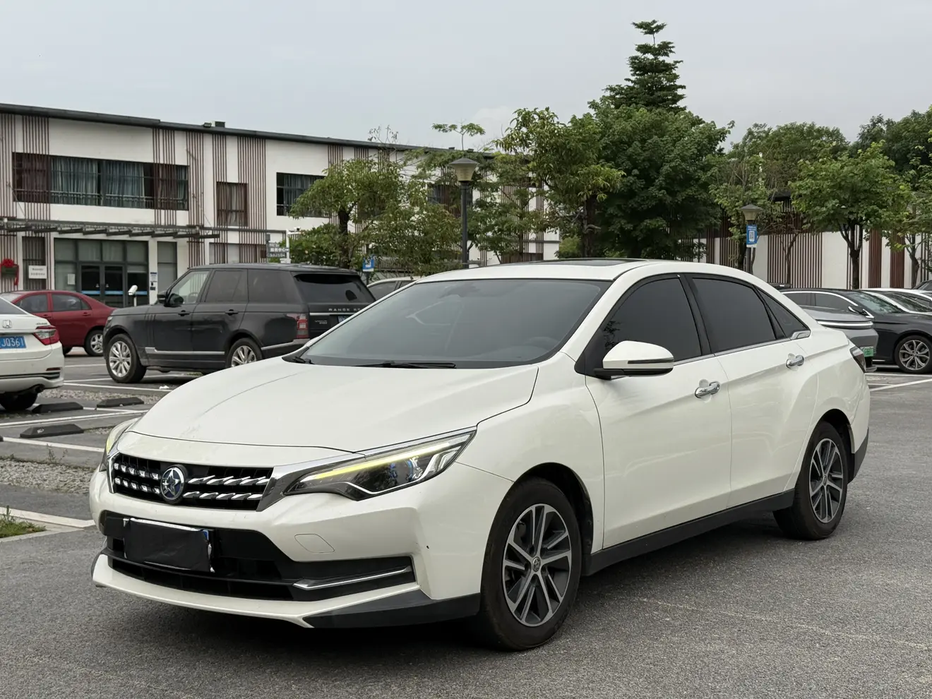 Kai Chen Venucia D60