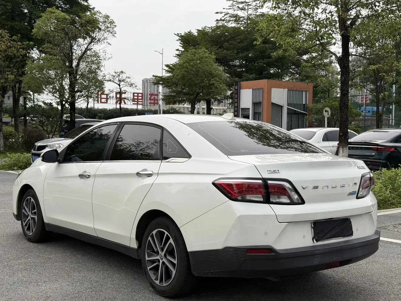 Kai Chen Venucia D60