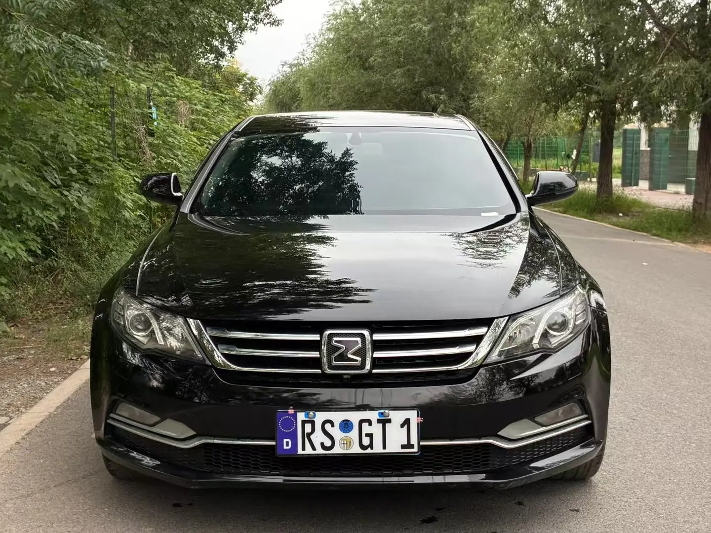 Zotye Z700