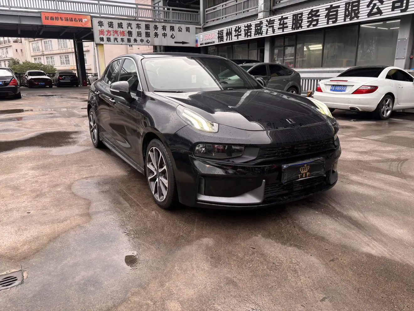 Lynk & Co 03