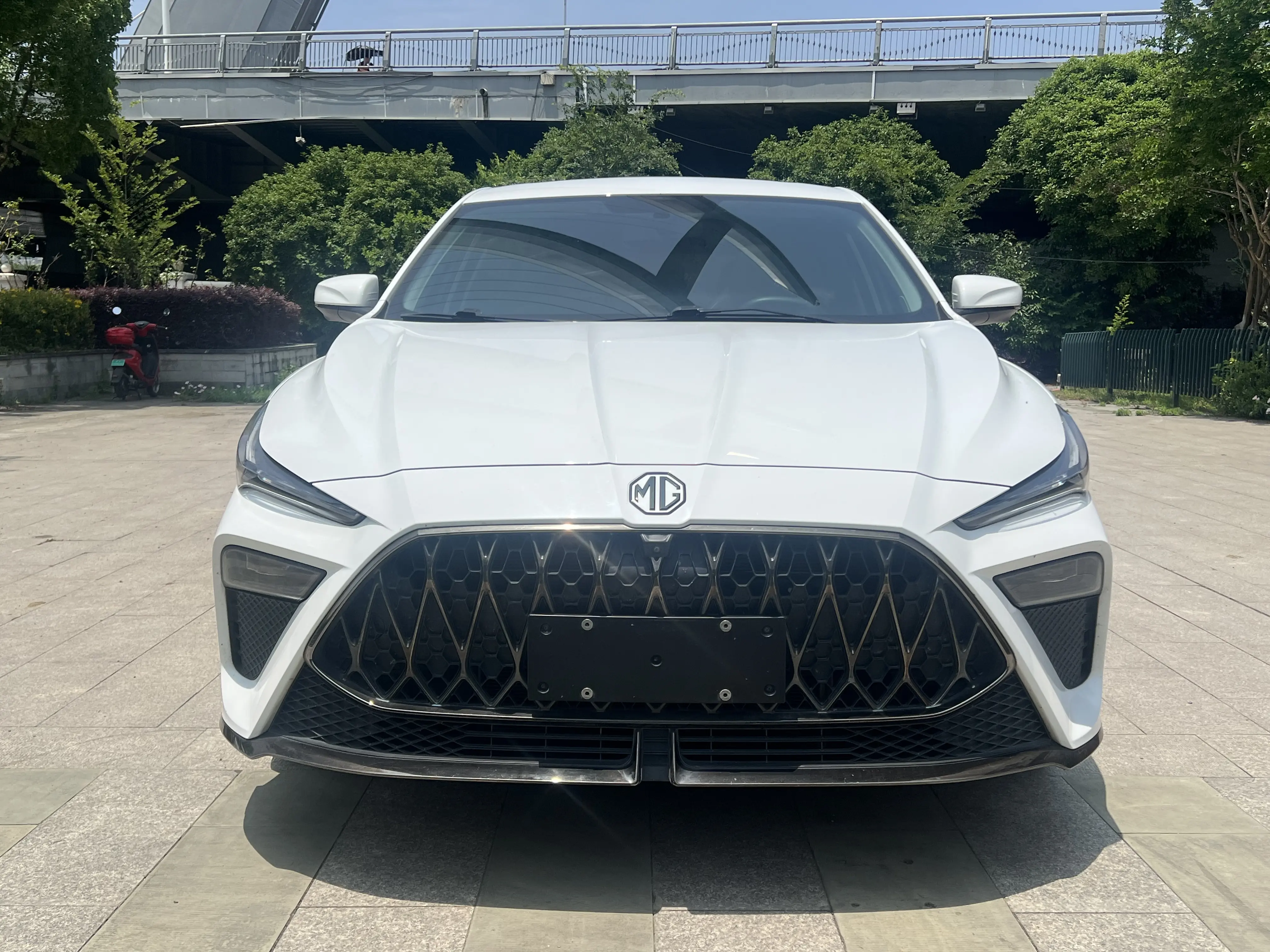 MG 5 Scorpio