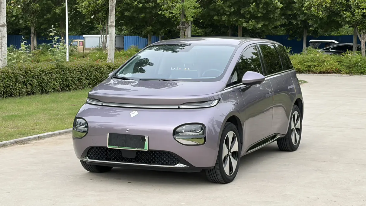 Baojun Clouds