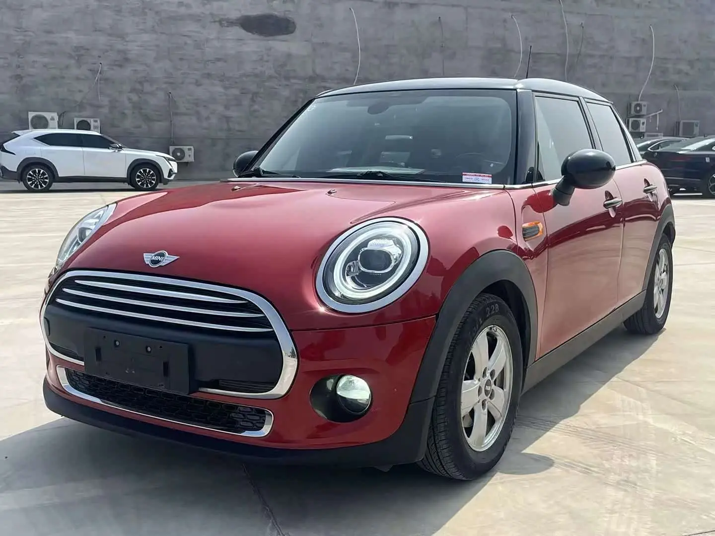 MINI 