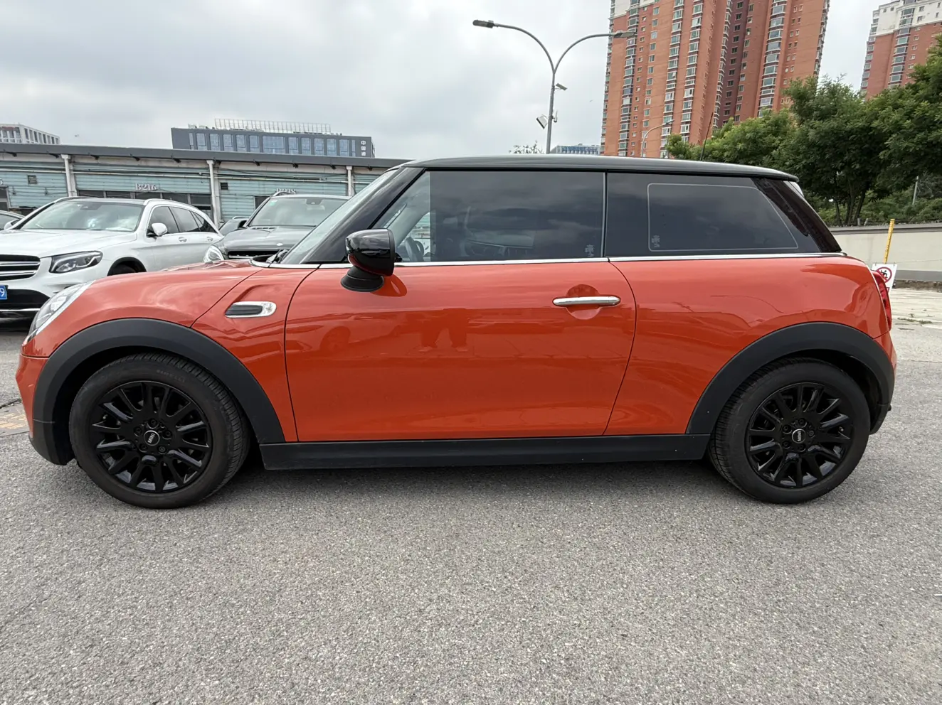 MINI 