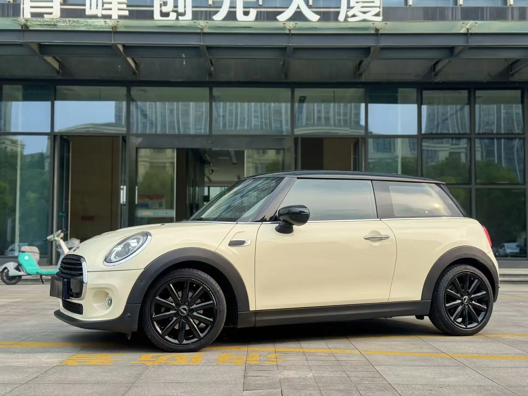 MINI 