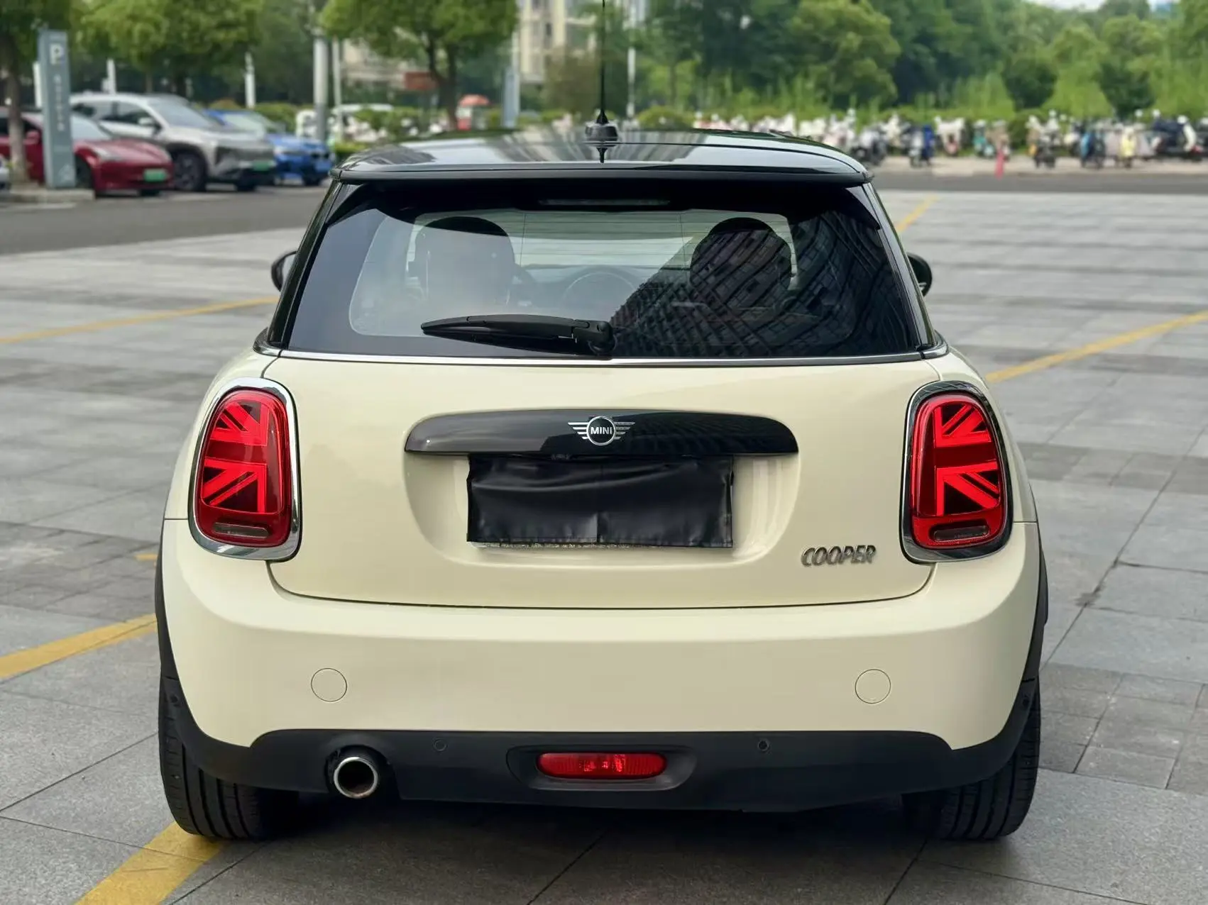 MINI 
