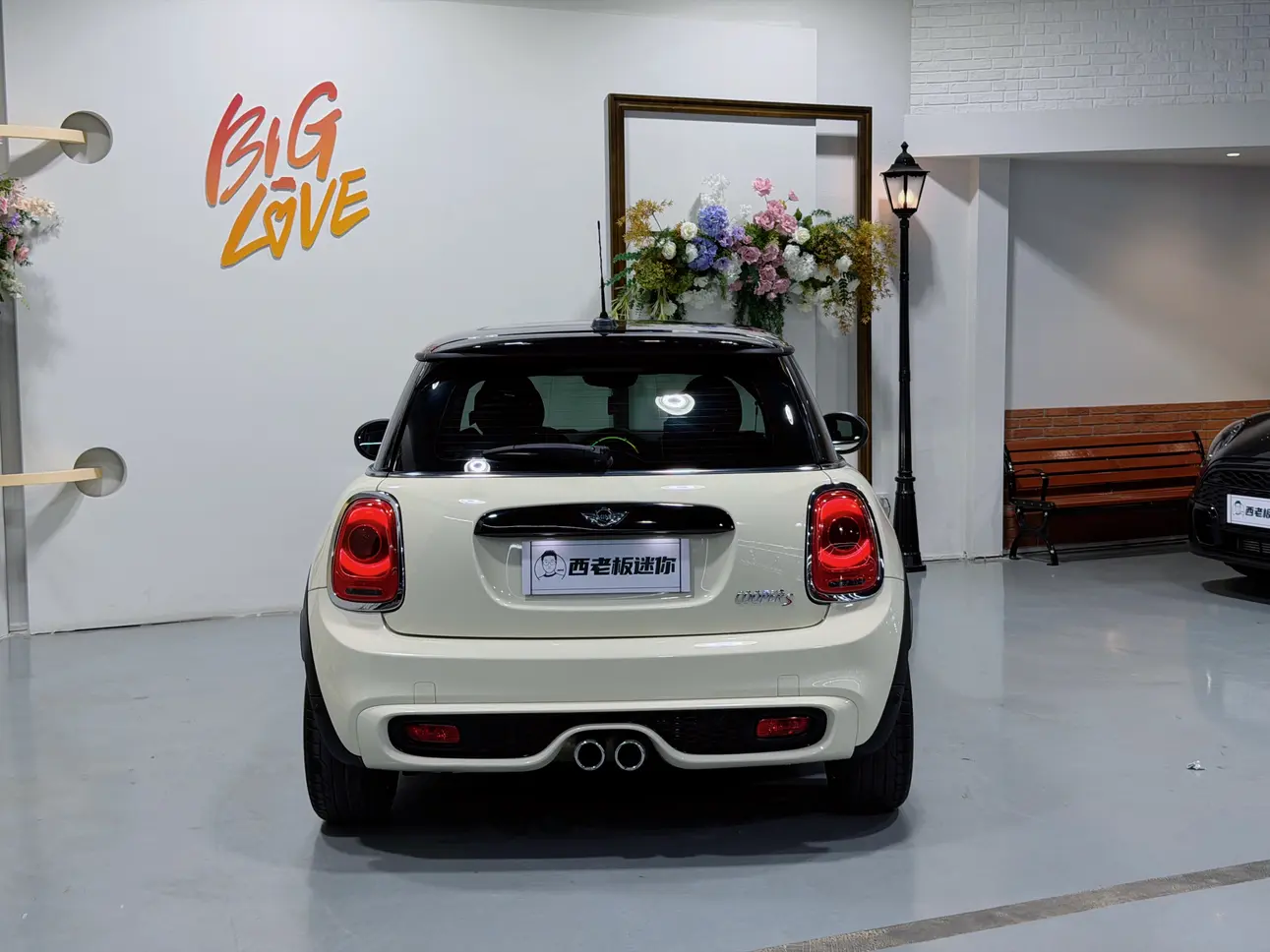 MINI 