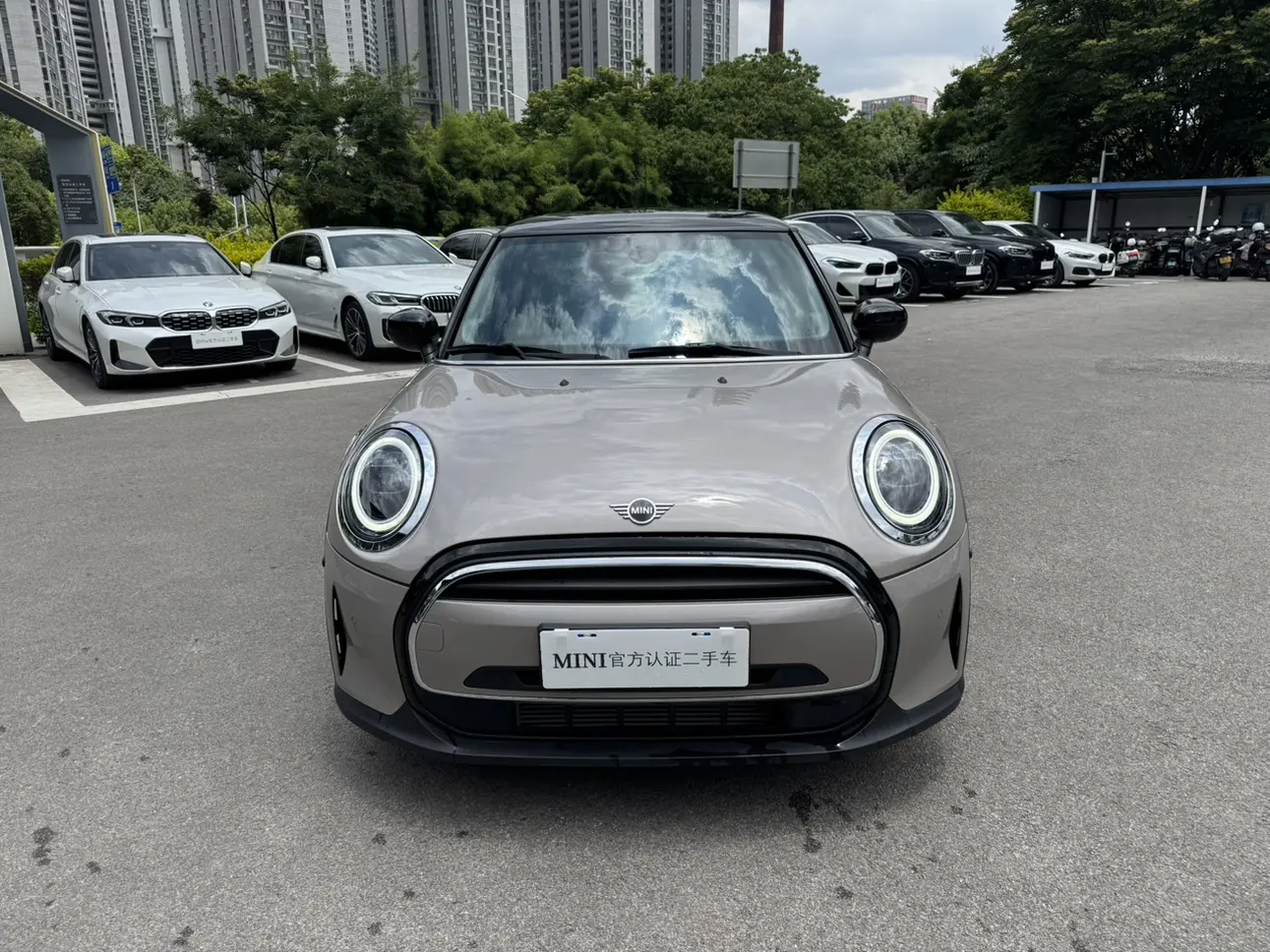 MINI 