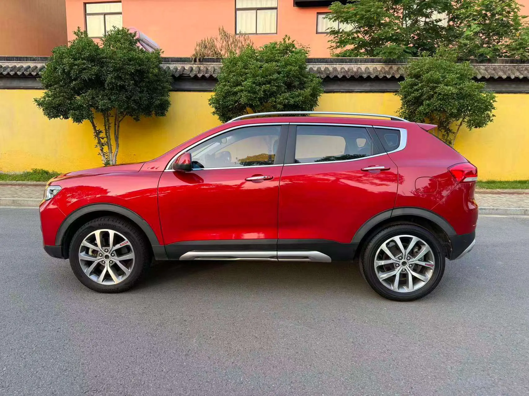 Haval H2s