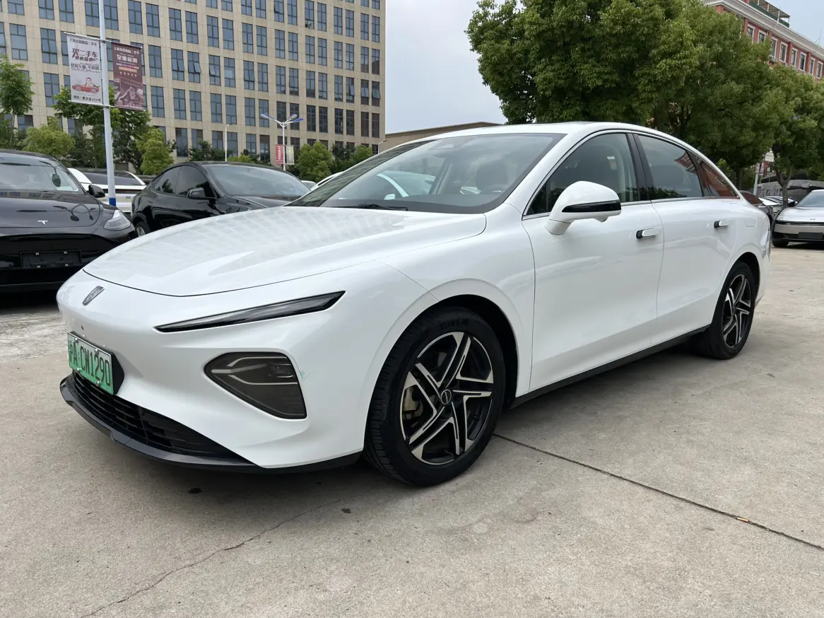 Roewe D7 EV