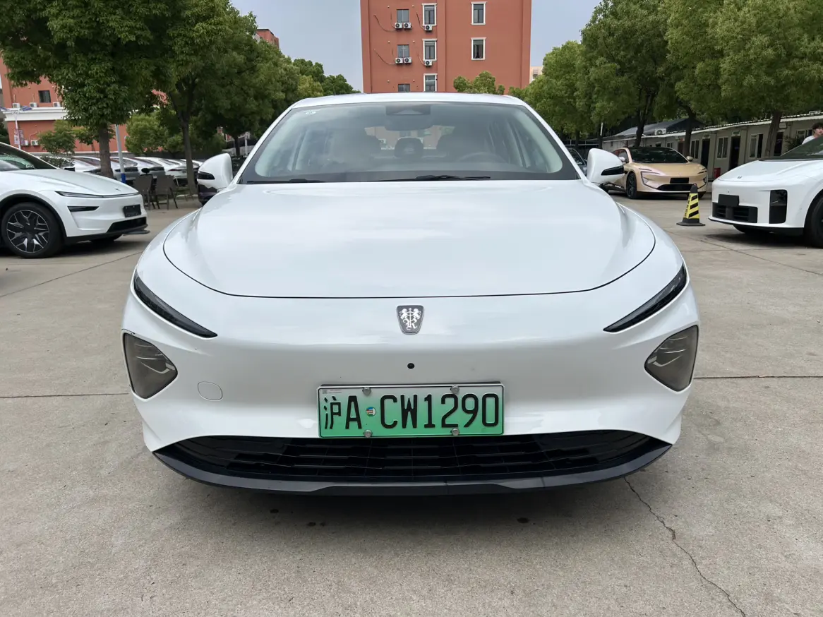 Roewe D7 EV