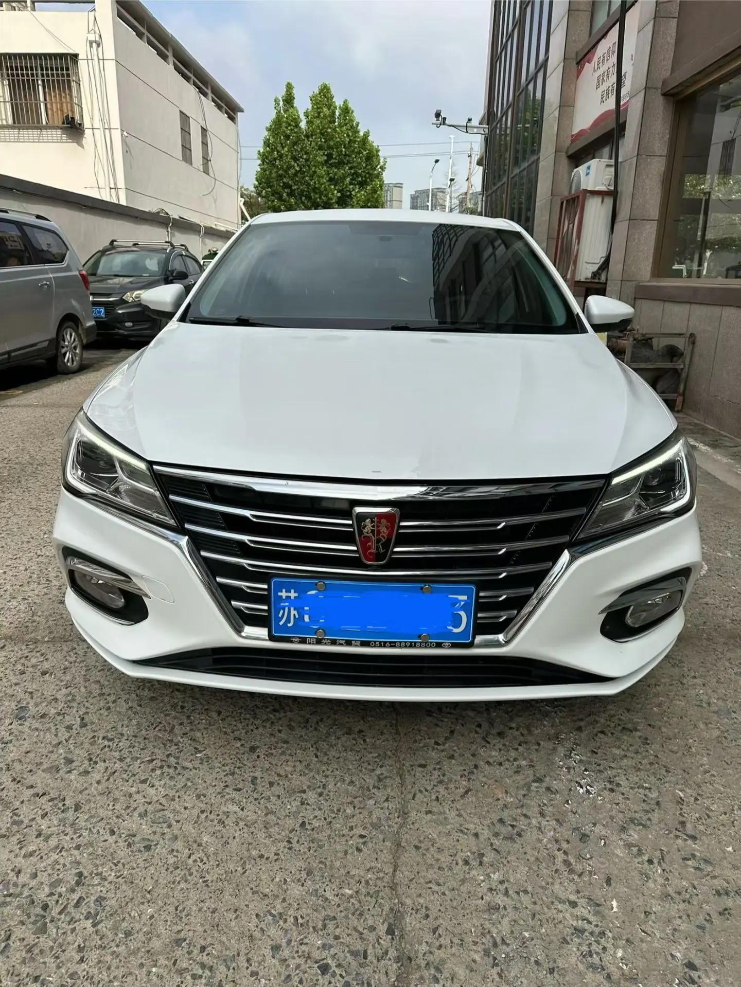 Roewe i5
