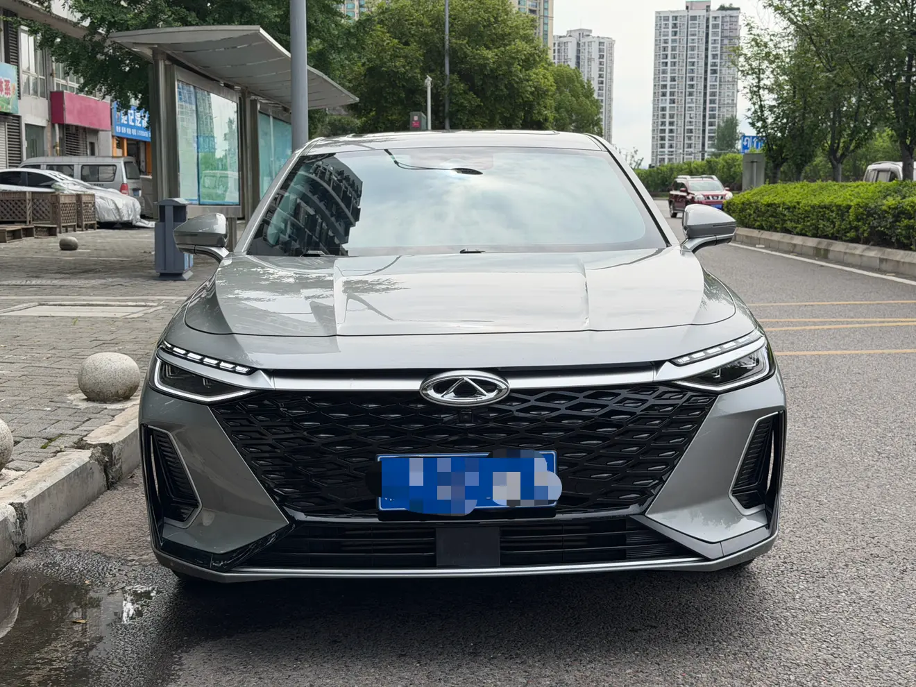 Chery Arrizo 8