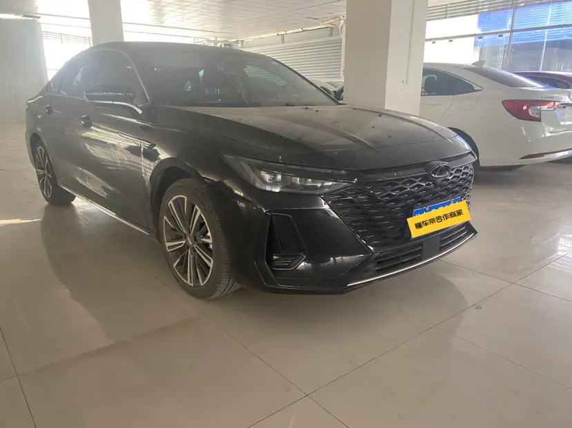 Chery Arrizo 8