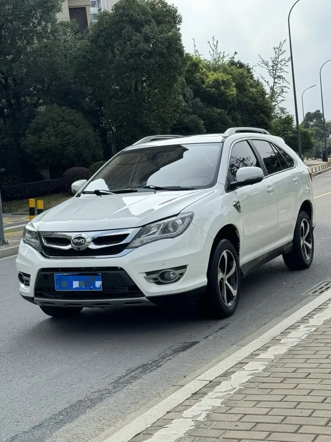 BYD S7