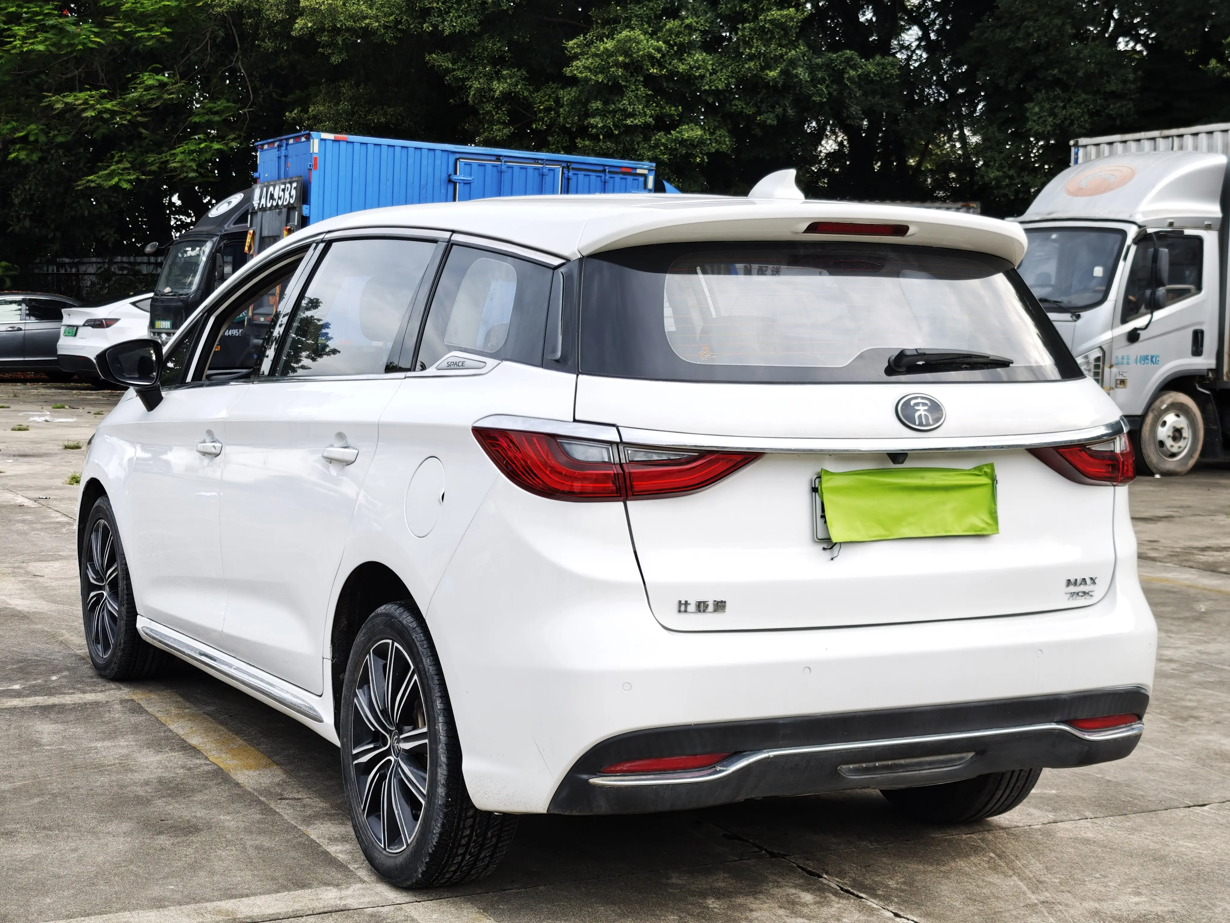 BYD Song MAX DM