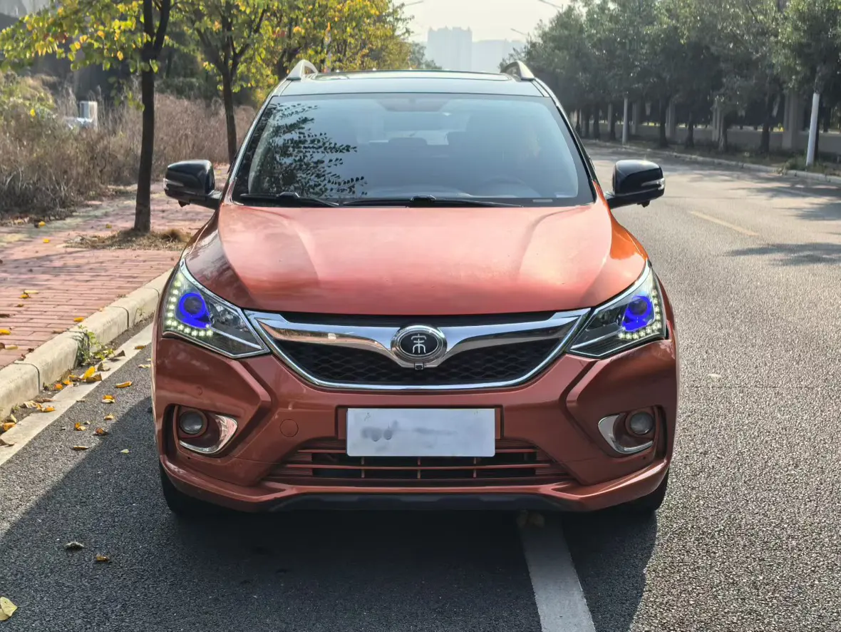 BYD Song
