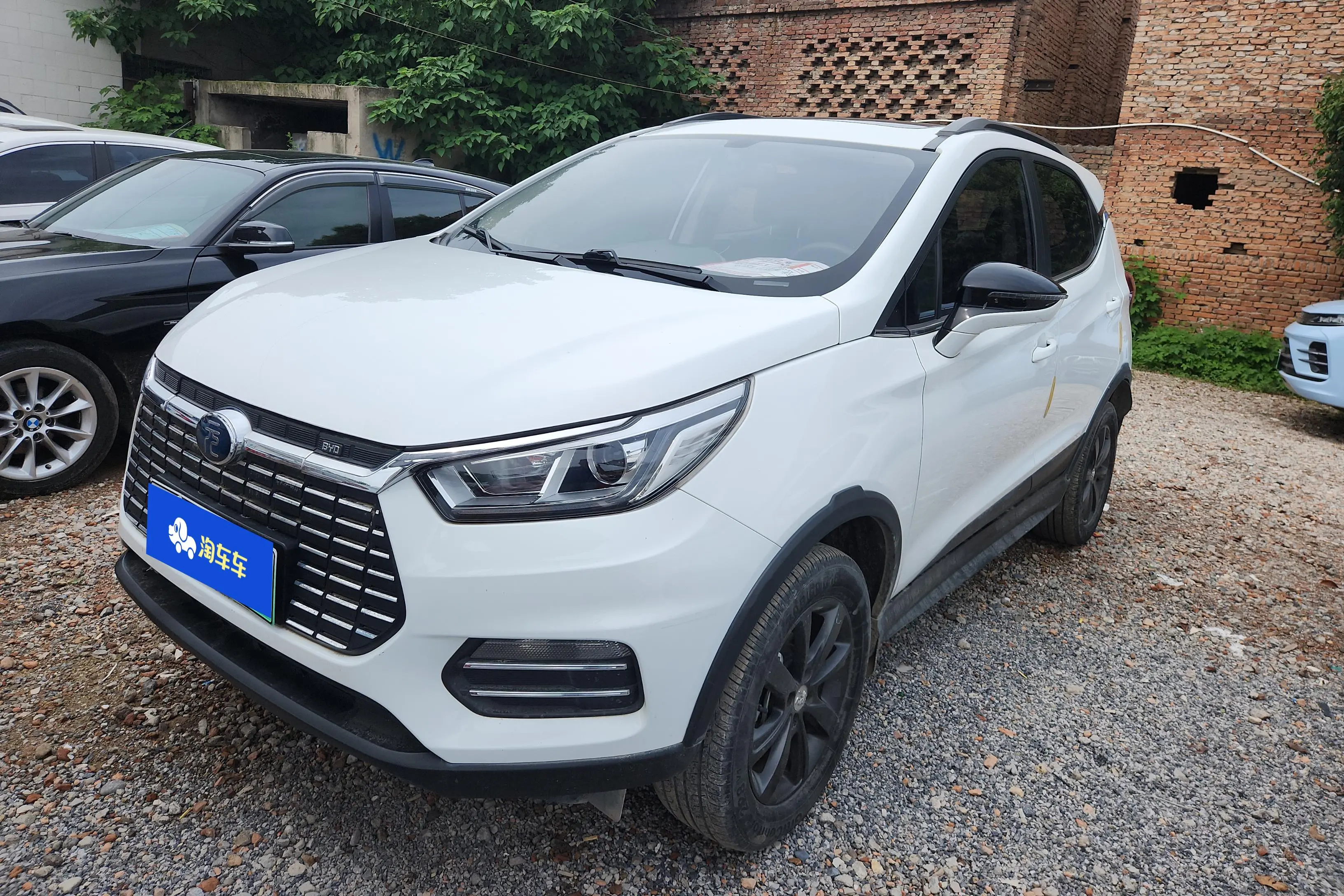 BYD Yuan EV