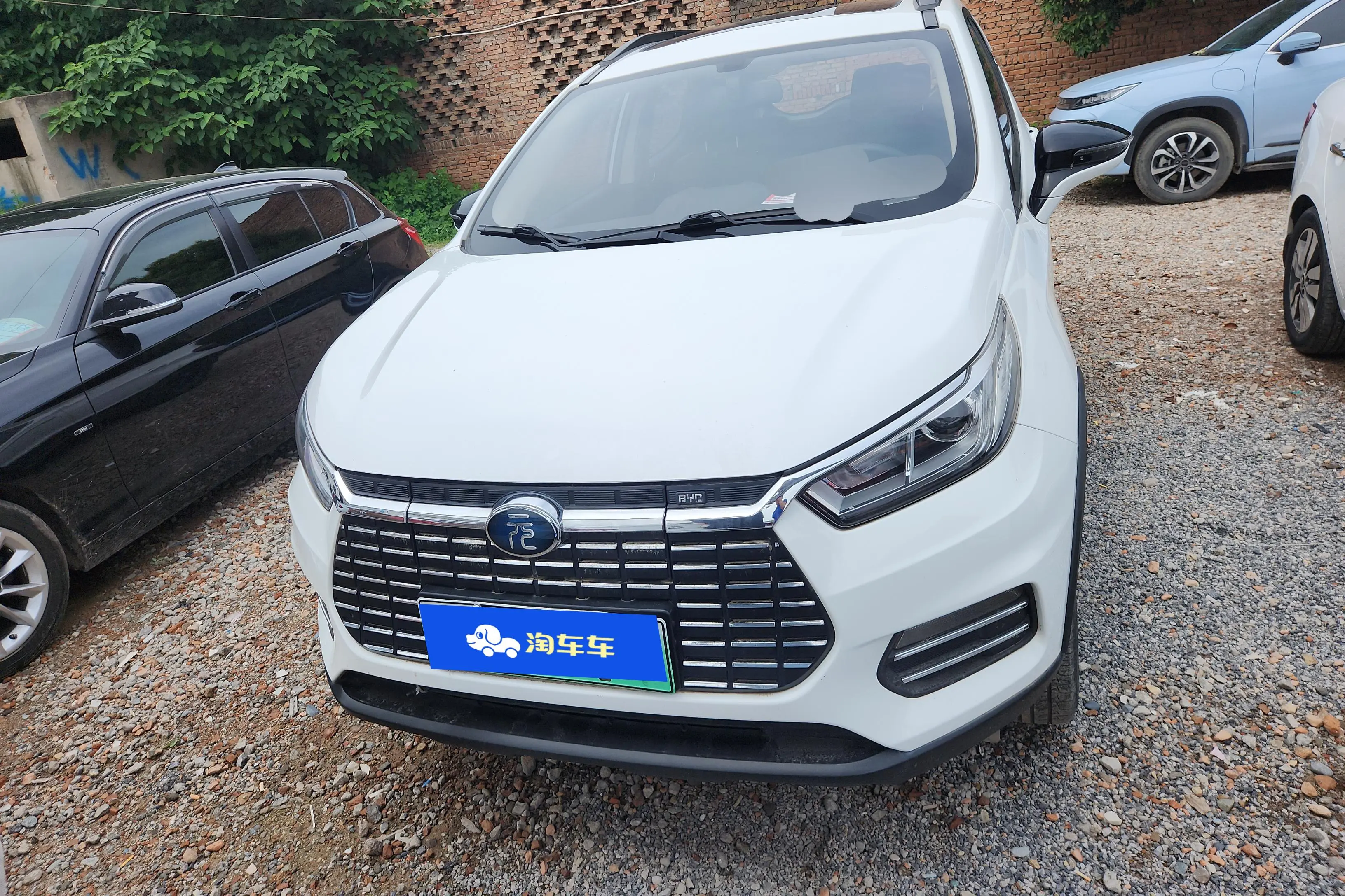 BYD Yuan EV