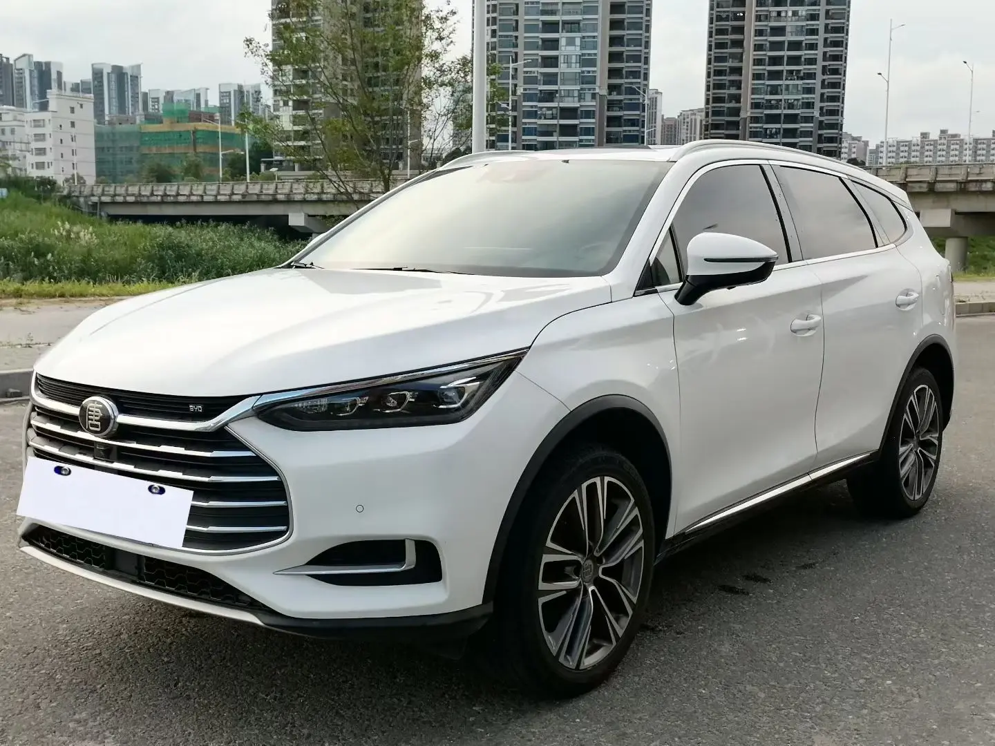 BYD Tang