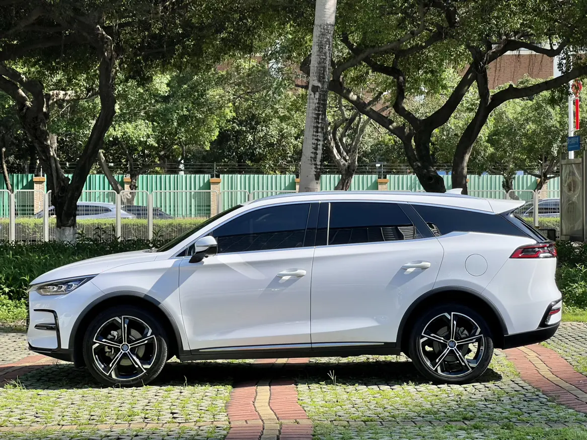 BYD Tang DM