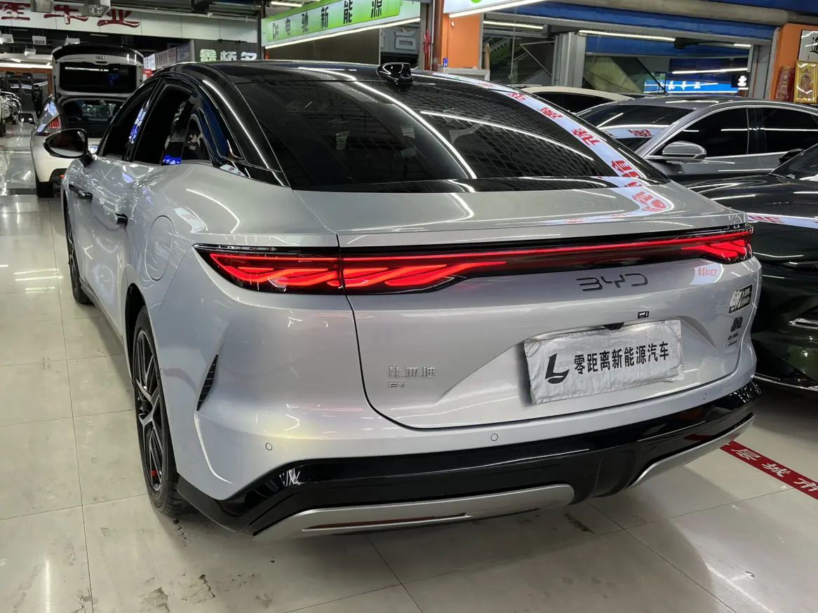 BYD Han L EV