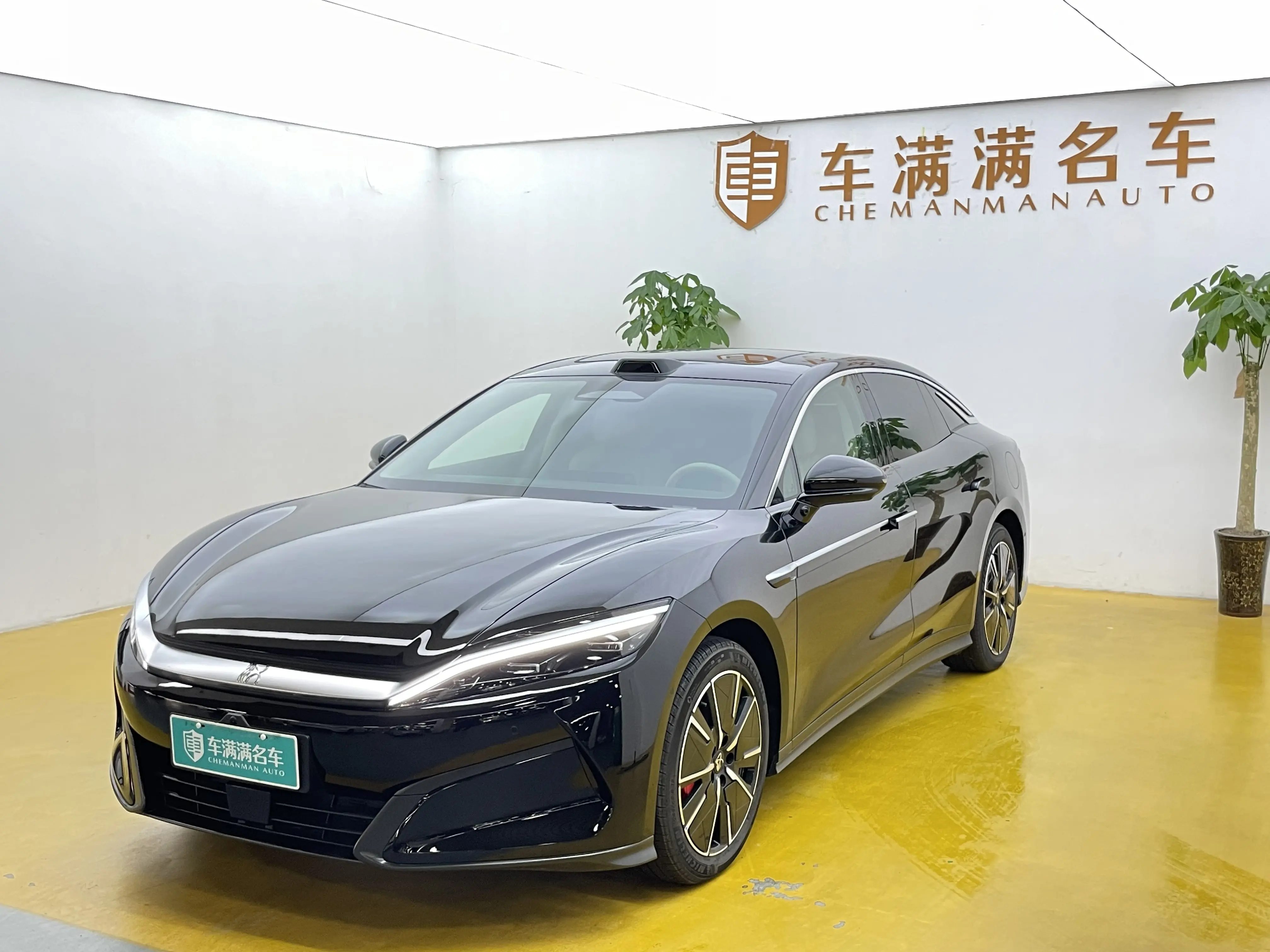 BYD Han L EV