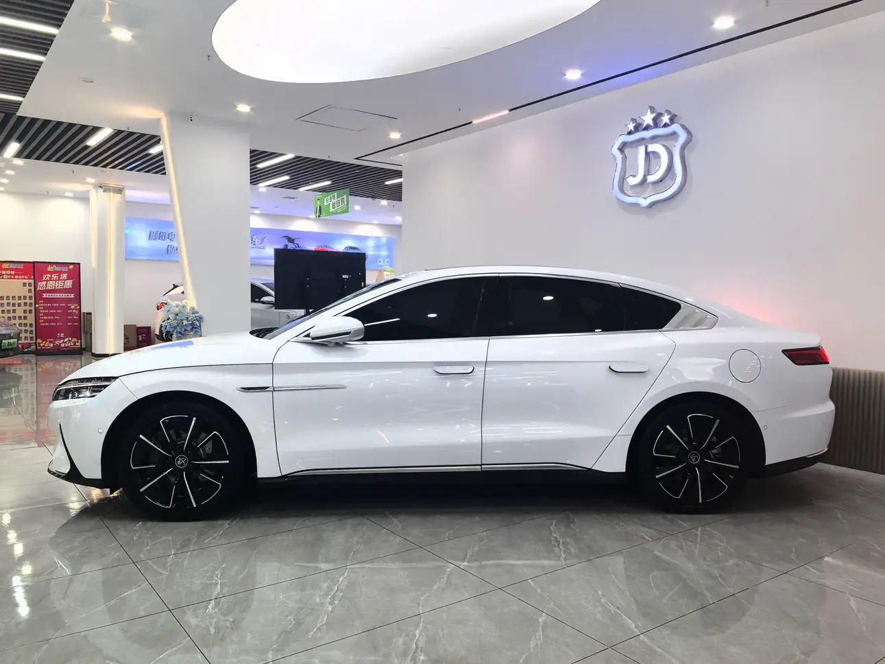 BYD Han EV