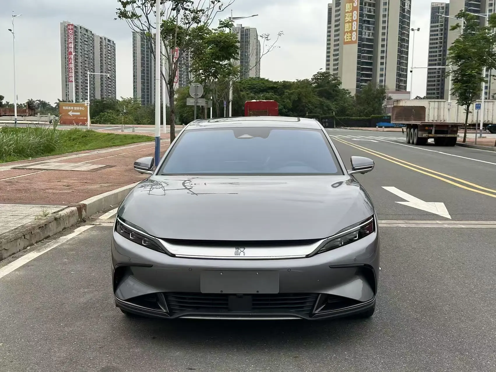 BYD Han EV