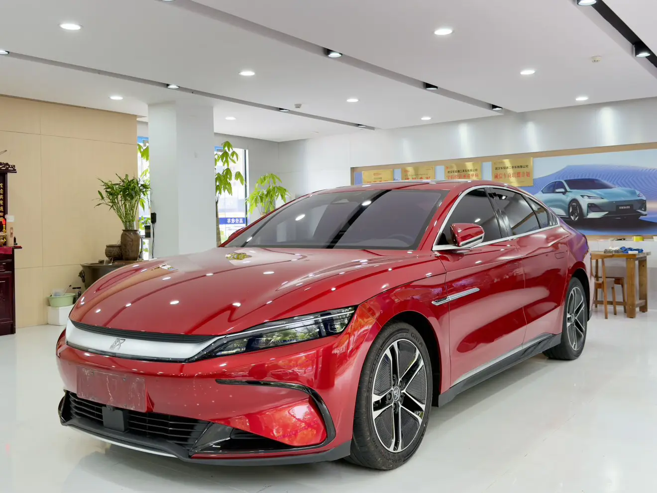 BYD Han EV