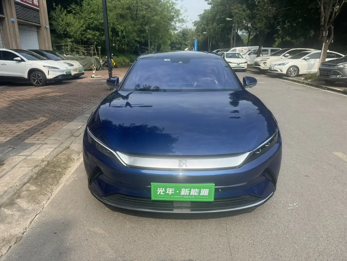 BYD Han EV