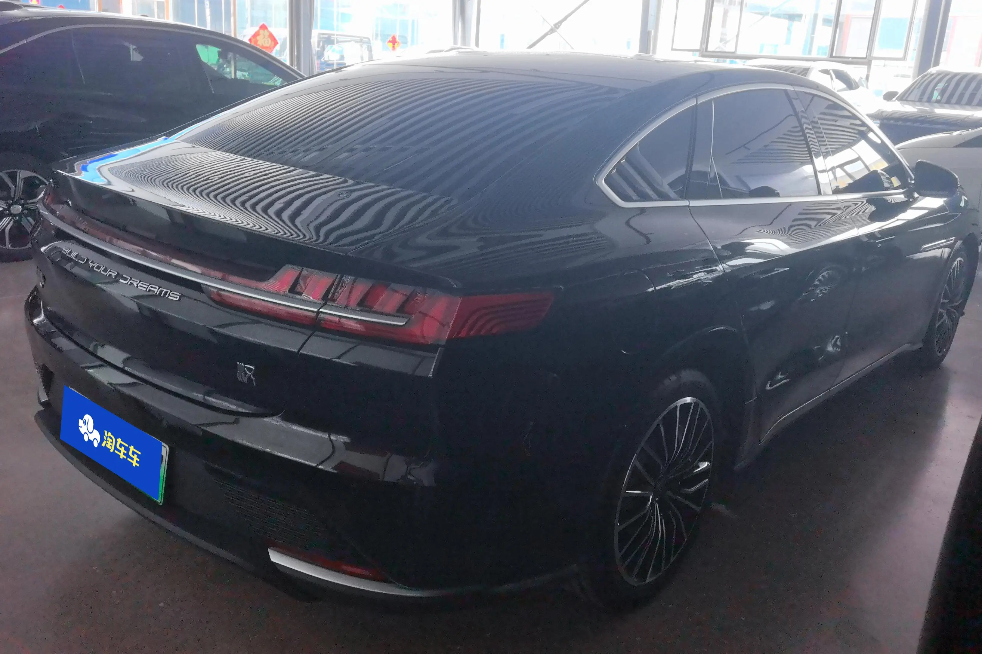 BYD Han EV