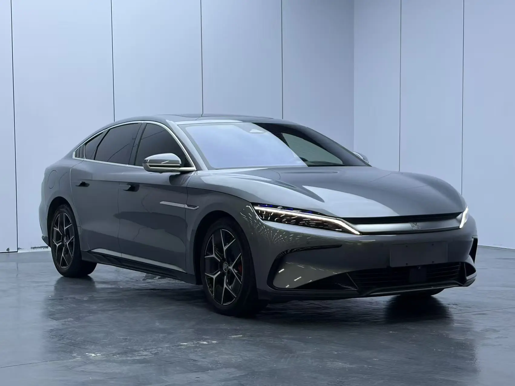 BYD Han EV