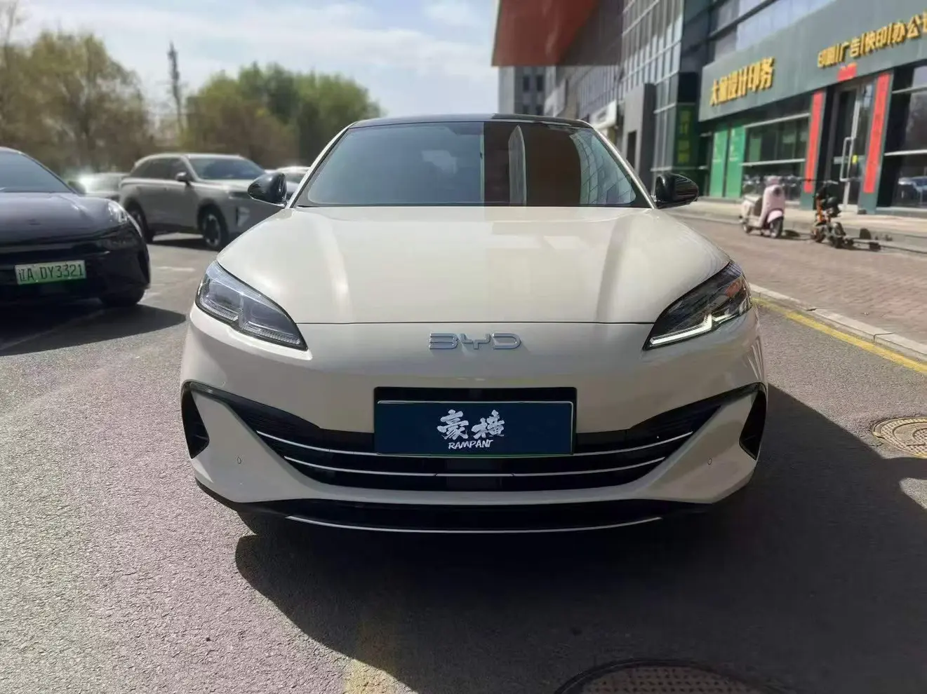 BYD Seal 06DM