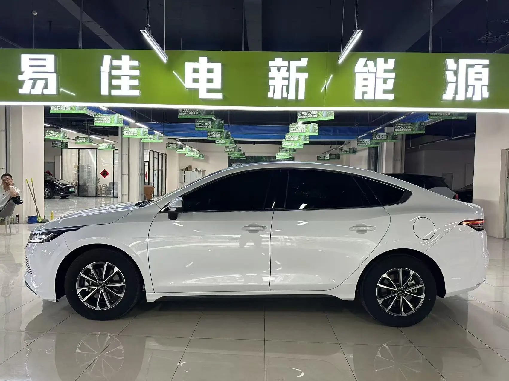 BYD Destroyer 05