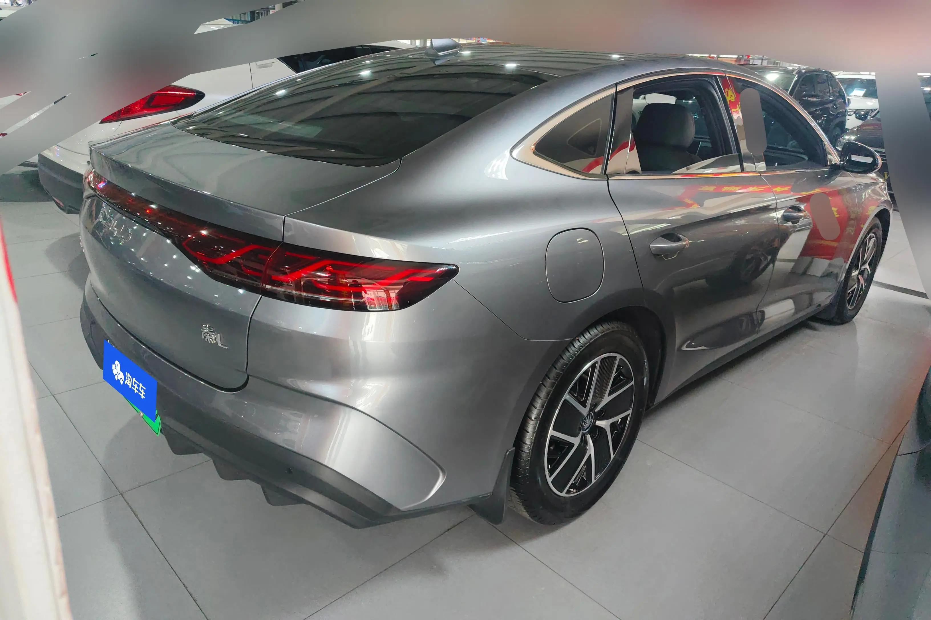 BYD Qin L DM