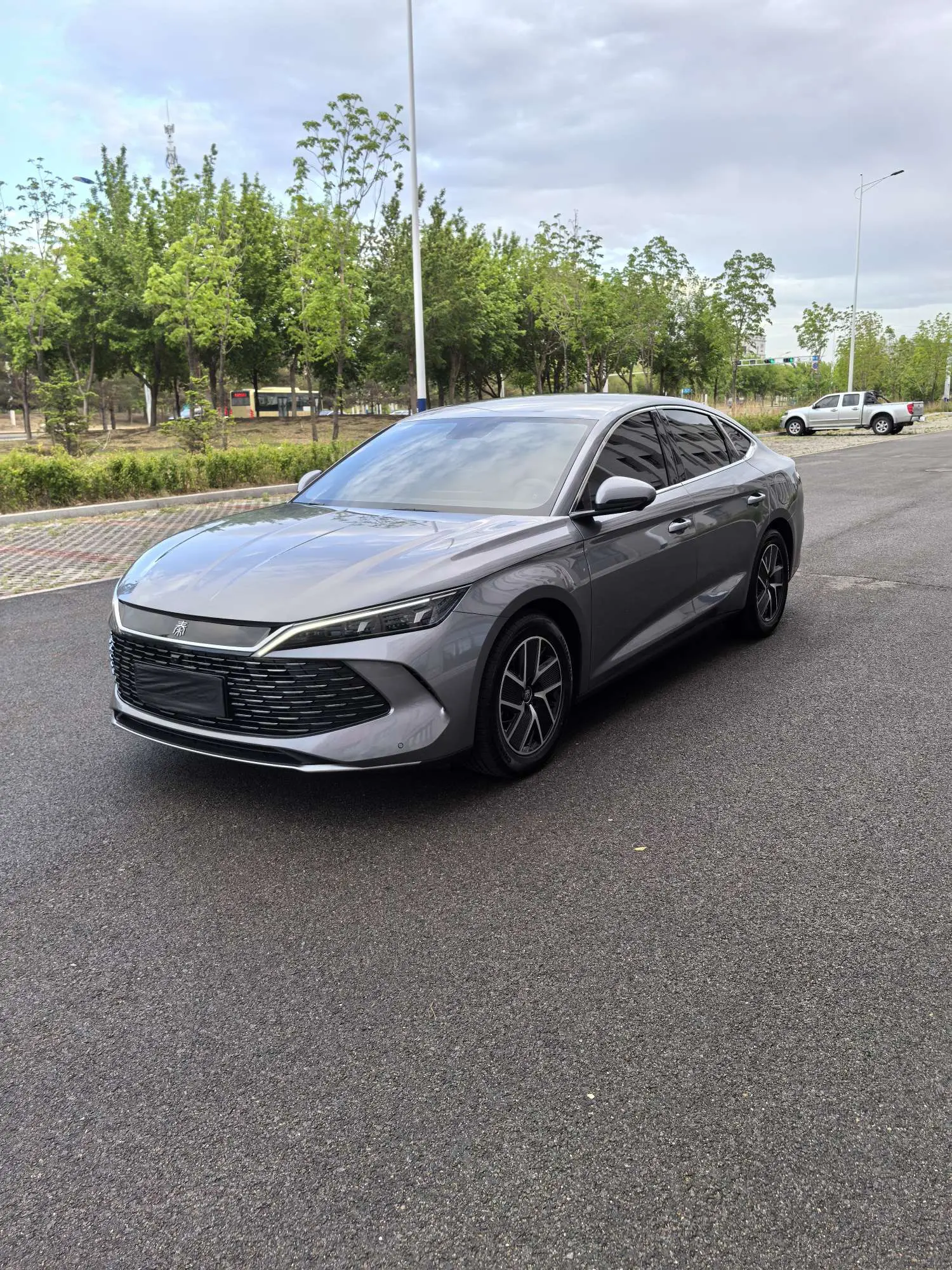 BYD Qin L DM