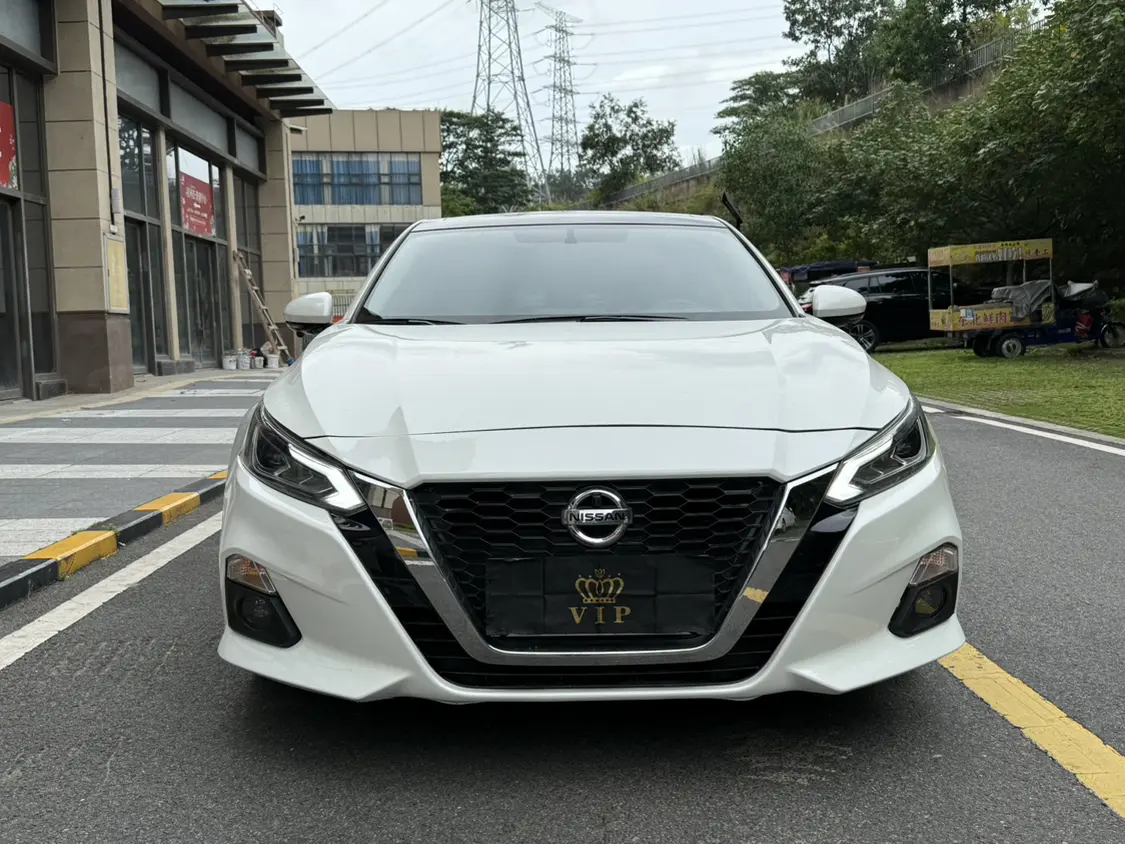 Nissan Altima