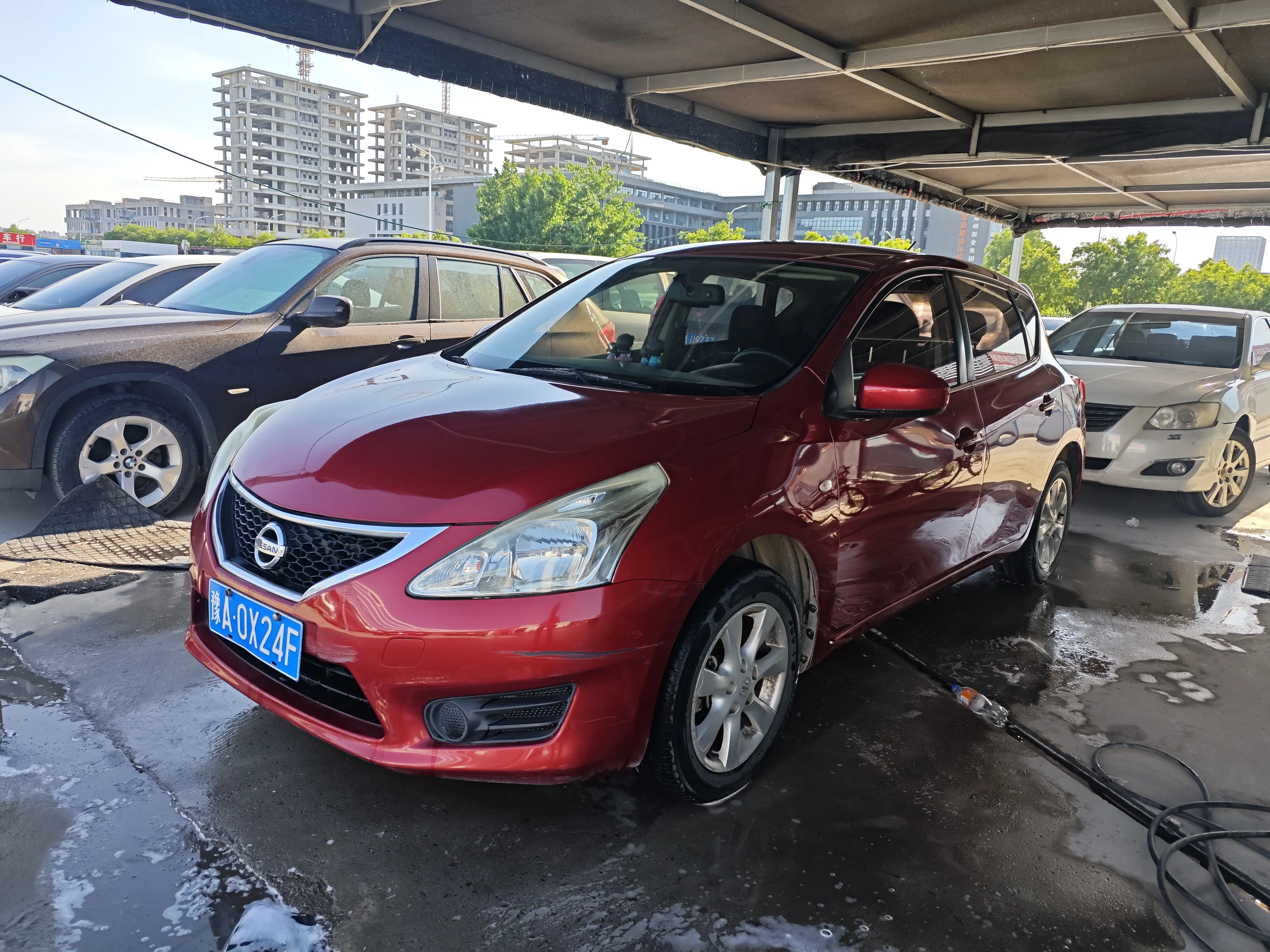 Nissan Tiida