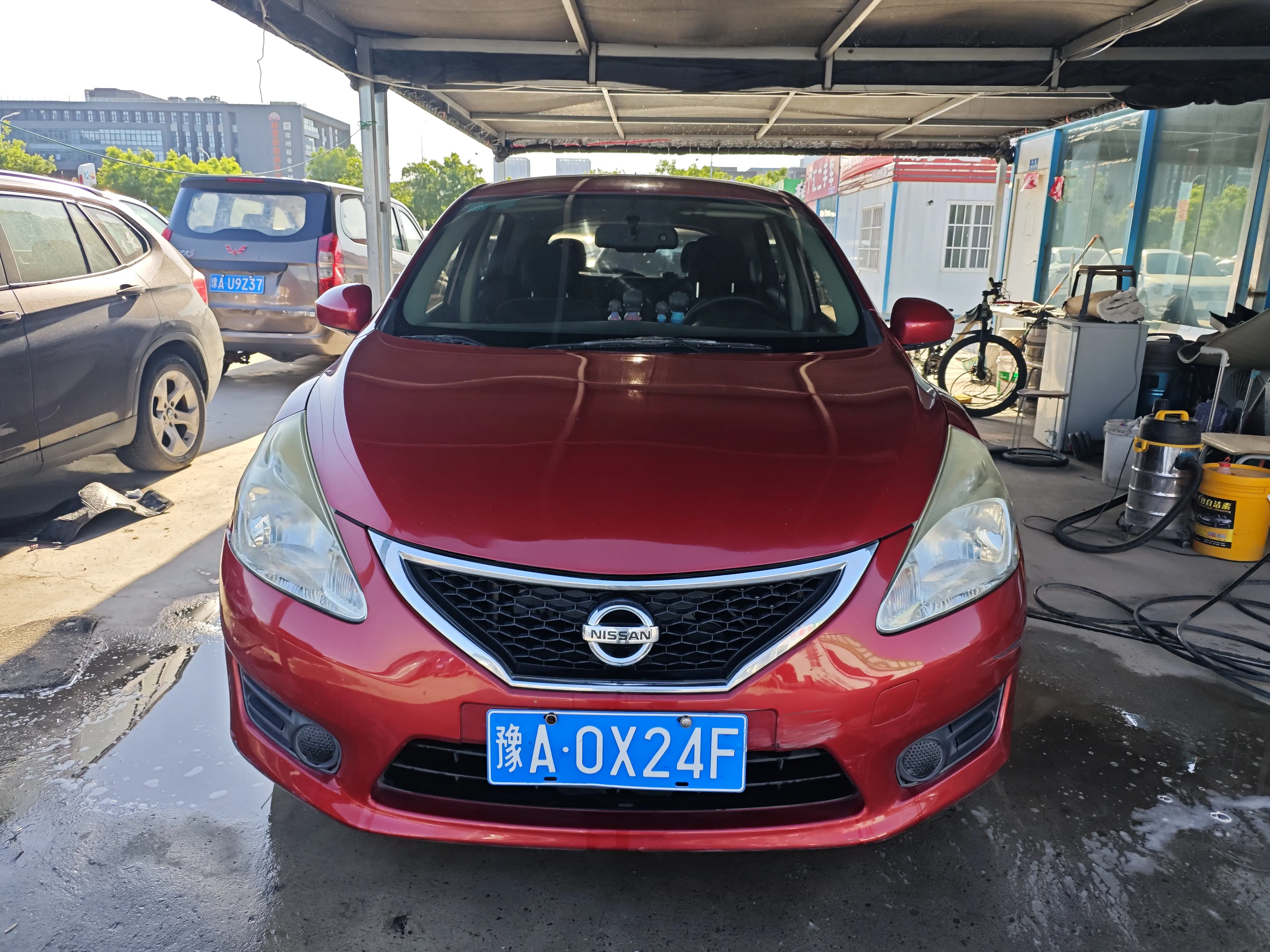 Nissan Tiida
