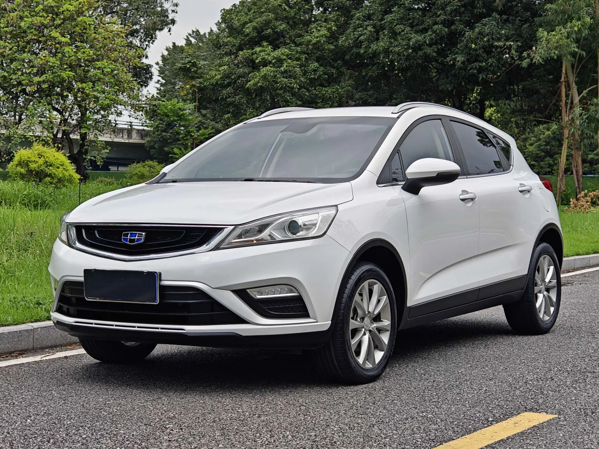 Geely Emgrand GS