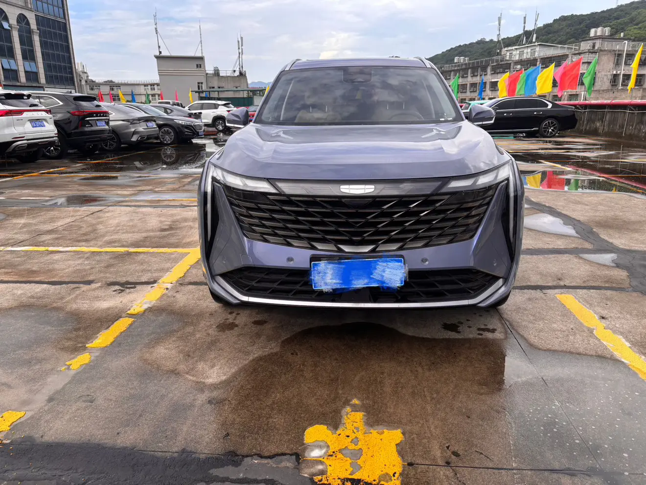 Geely Atlas L