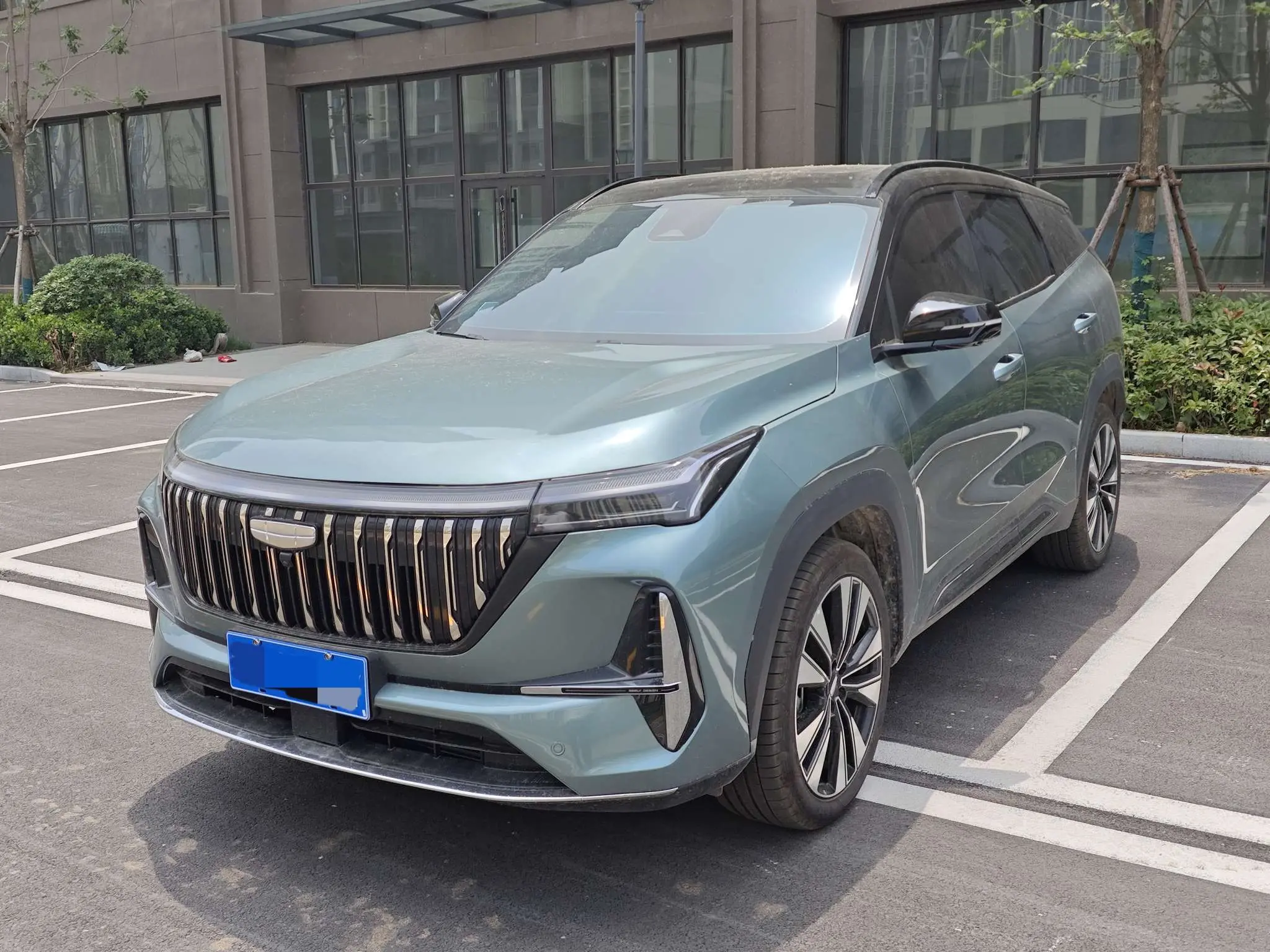 Geely Atlas L