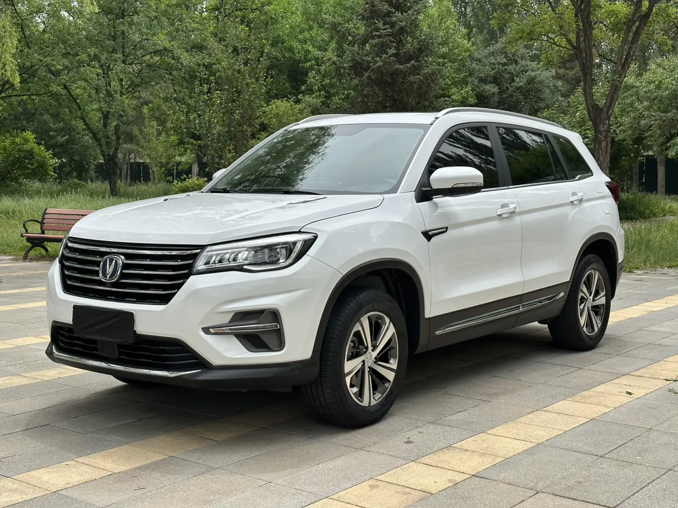 Changan CS75