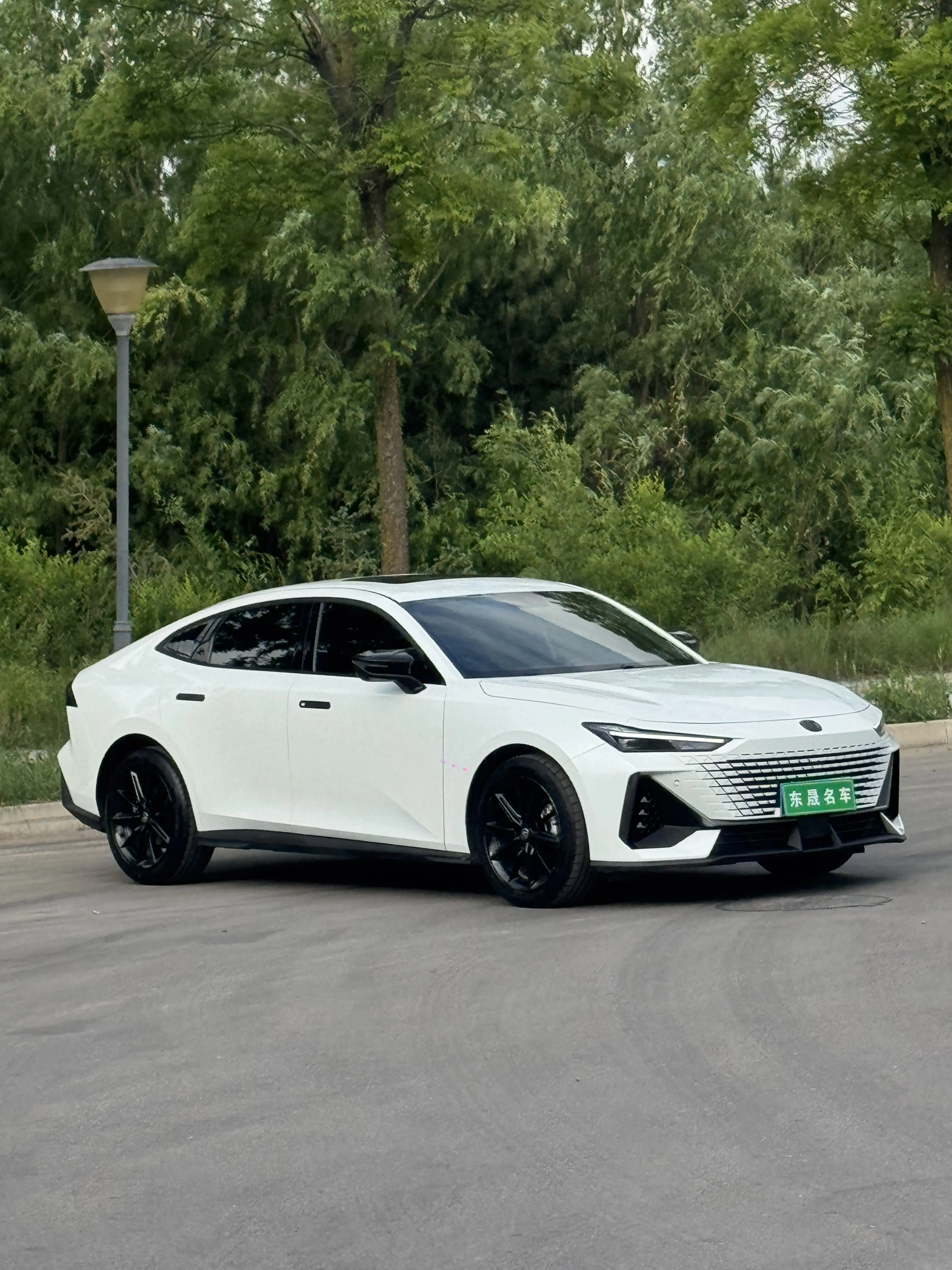 Changan UNI-V