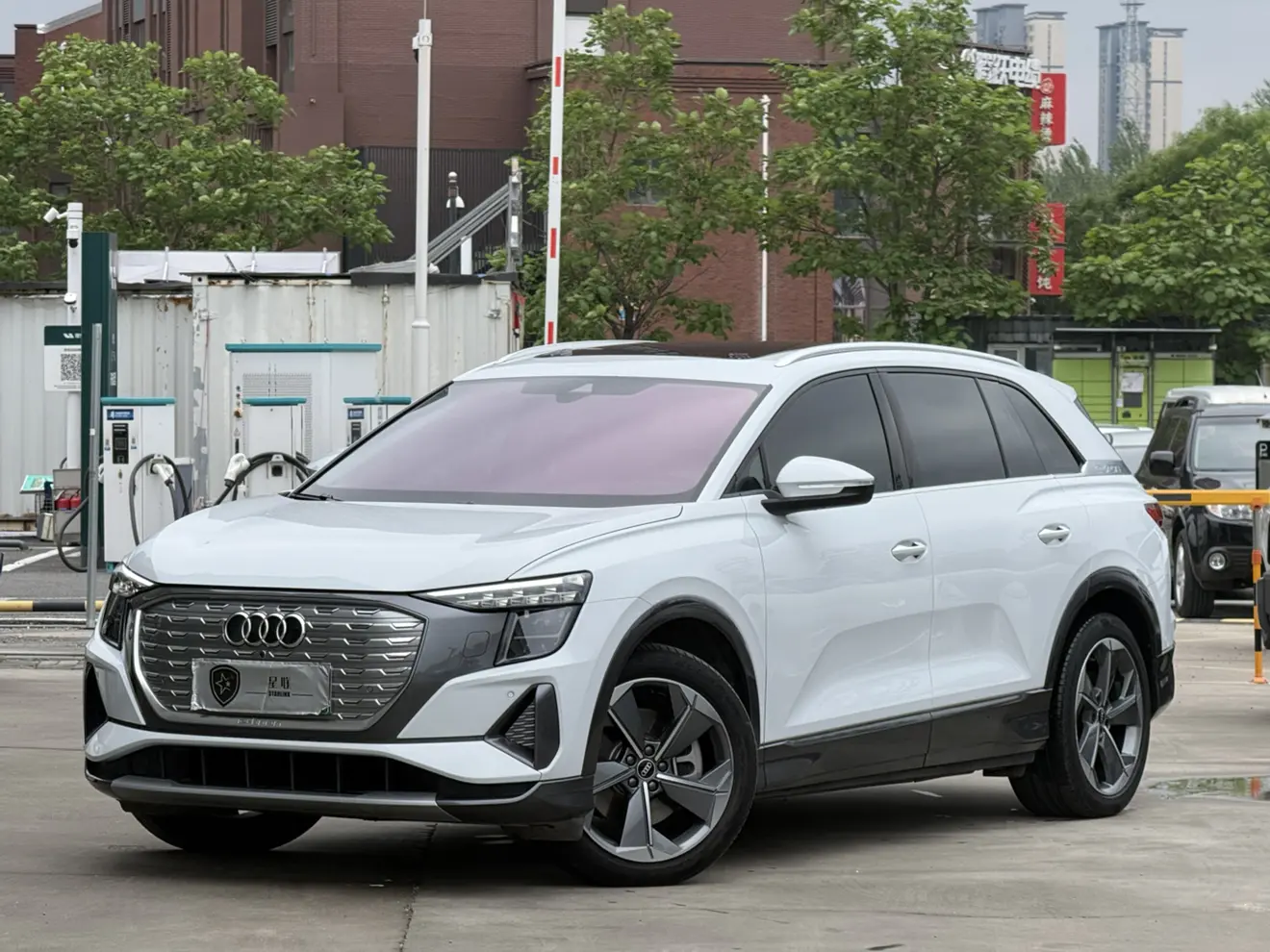 Audi Q5 e-tron