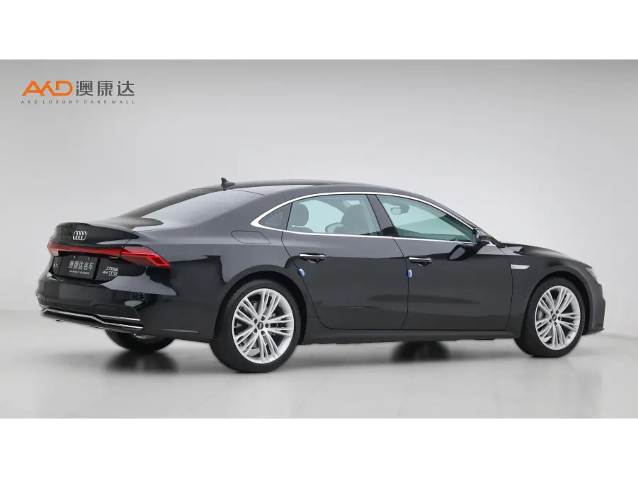 Audi A7L