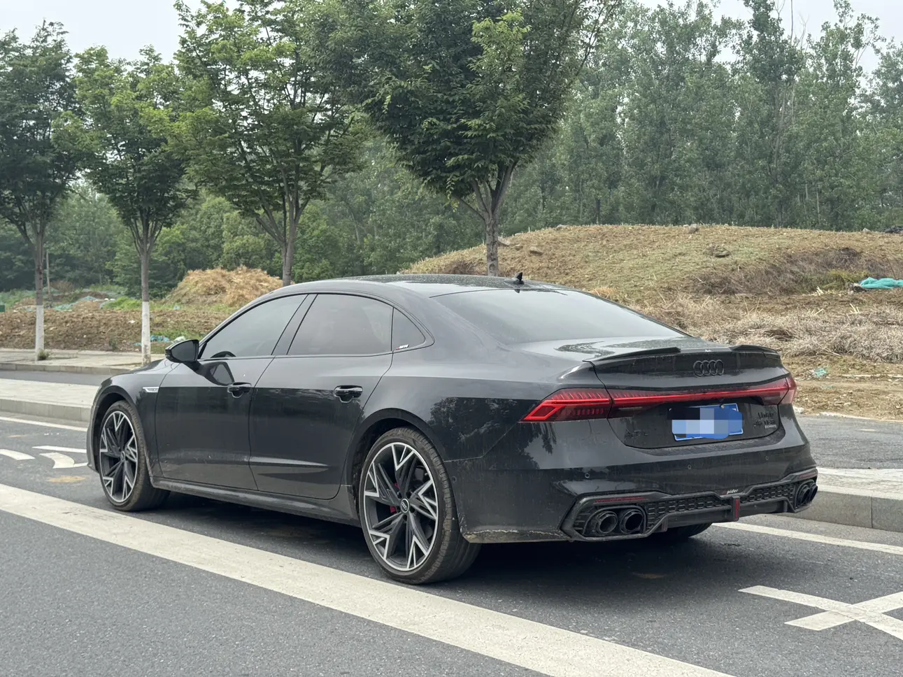 Audi A7L